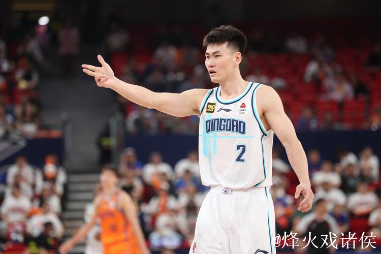 王睿泽30分杨瀚森29+10+7 青岛击败深圳 王睿泽30分杨瀚森29+10+7 青岛击败深圳