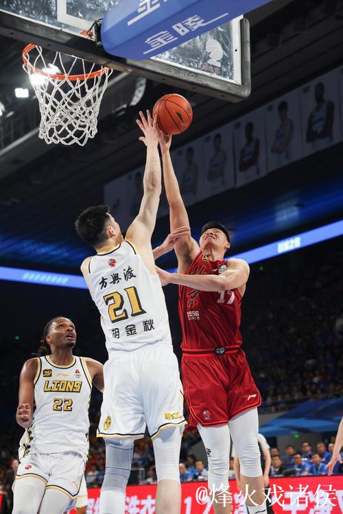 广东53分血洗广厦豪取10连胜 北京力克吉林